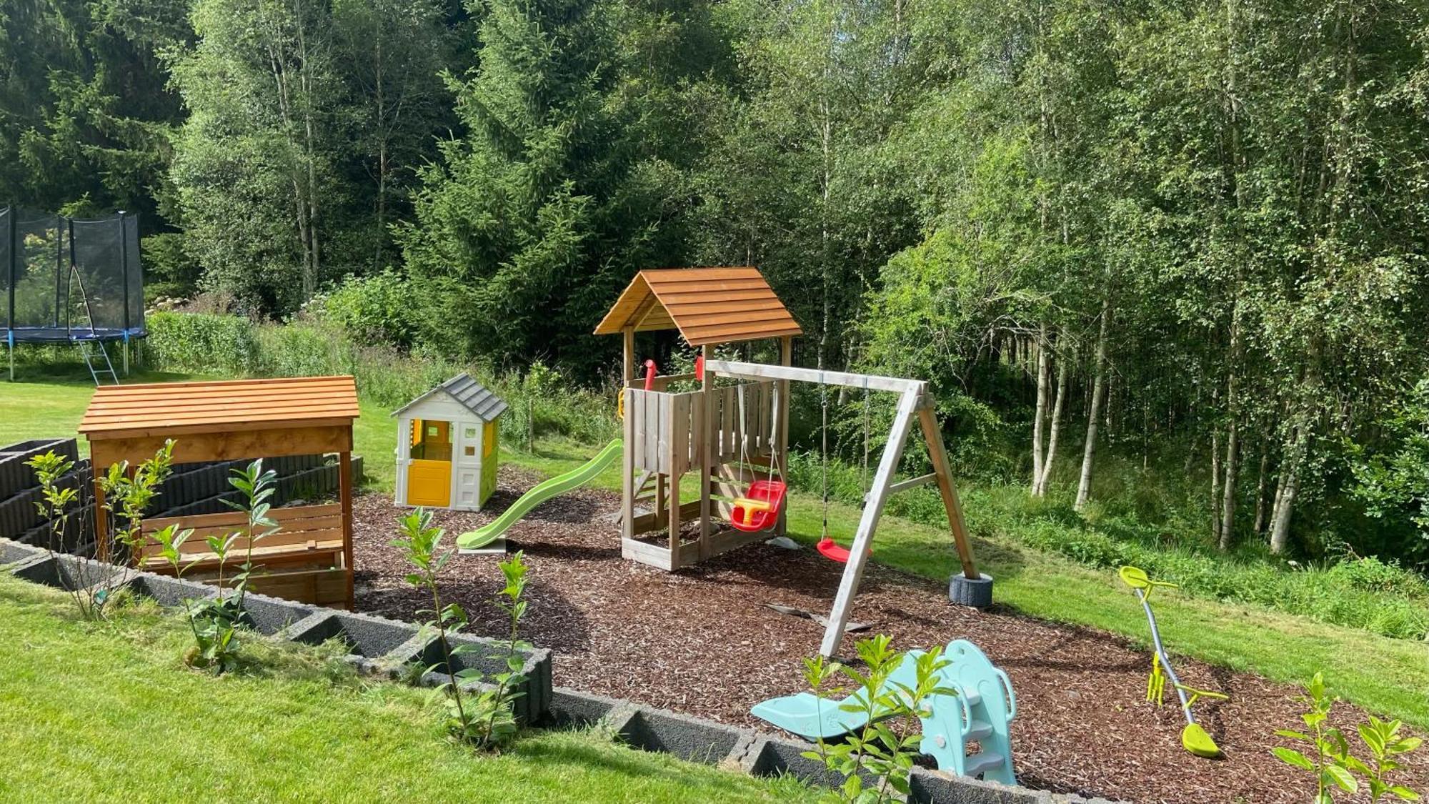 Urlaub Am Schwarzbach Mit Sauna Und Whirlpool Haus Felix Küchelscheid エクステリア 写真